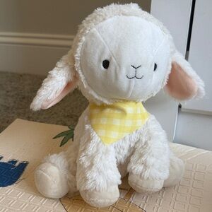 Hallmark White Plush Toy